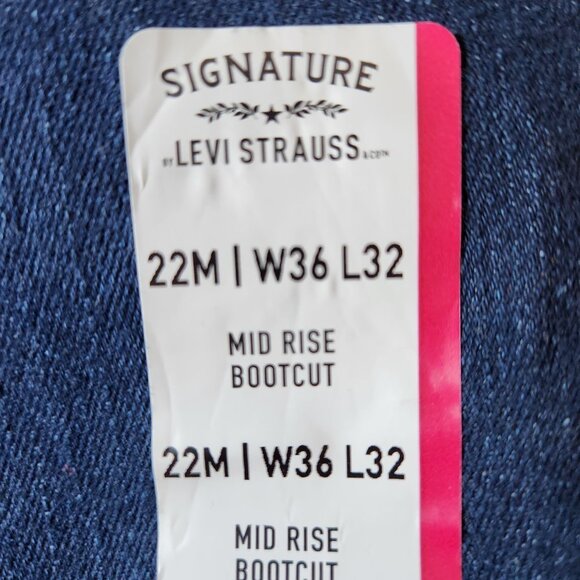 NWT SIGNATURE LEVI STRAUSS Mid Rise Bootcut Simply Stretch Jeans - Picture 8 of 8